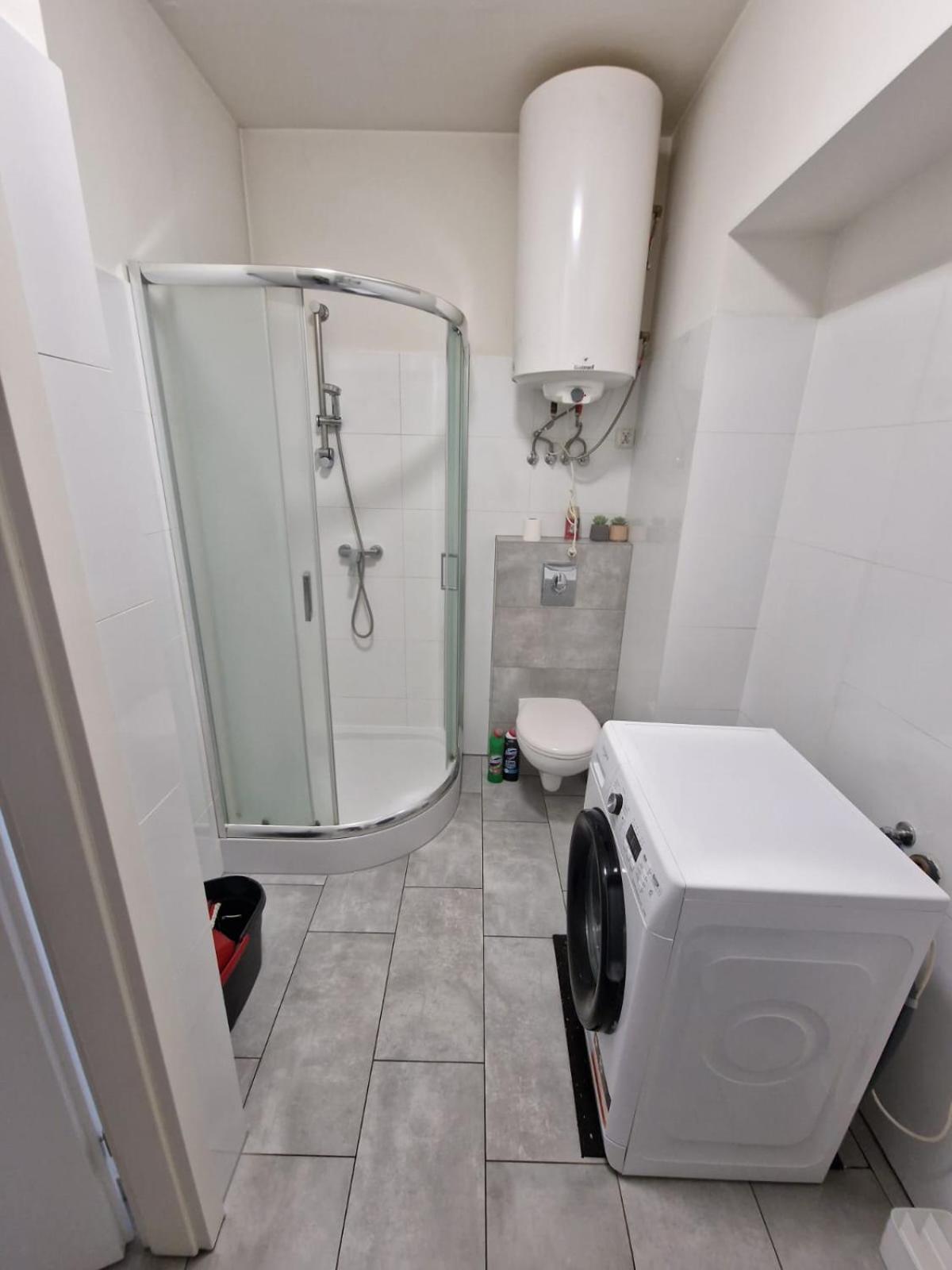 Apartament W Koninie Przy Ul. Wiosny Ludow Konin  Εξωτερικό φωτογραφία